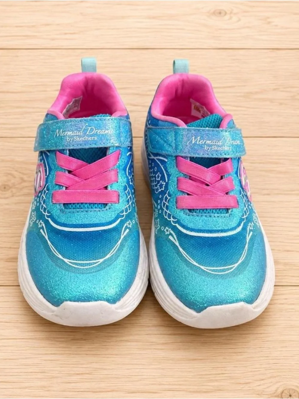 Sketchers Kids Blue Mermaid Light-Up Sneakers with Pink Accents 9 toddler